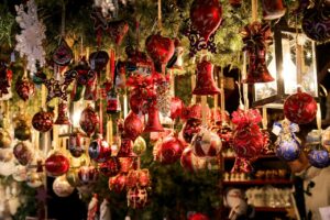 christmas market, nuremberg, christmas buden, christmas, deco, bells, christmas bells, christbaumkugeln, red, sparkle, tree decorations, christmas bauble, christmasbackground, happychristmas, christmas wallpaper, christmas, christmas, christmas, christmas, christmas